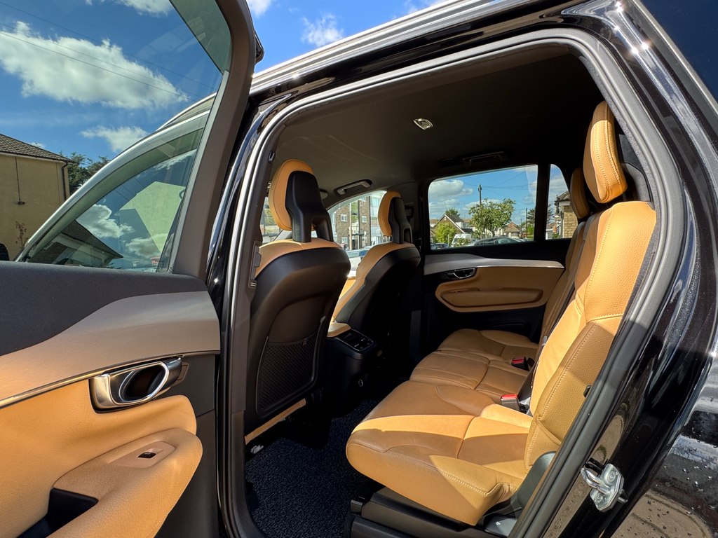 Volvo XC90 R-design Pro Blue #26