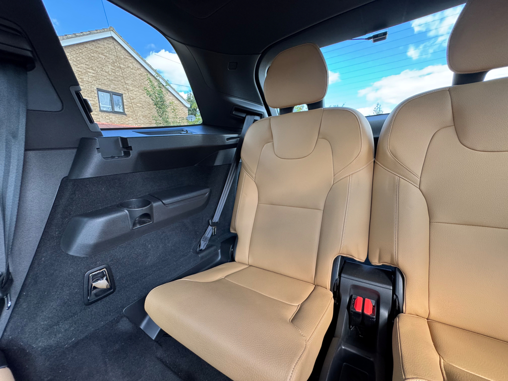 Volvo XC90 R-design Pro Blue #46