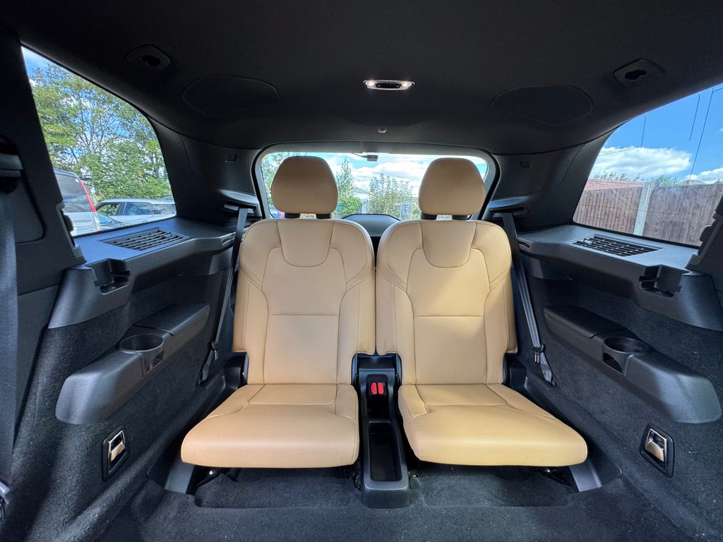 Volvo XC90 R-design Pro Blue #40