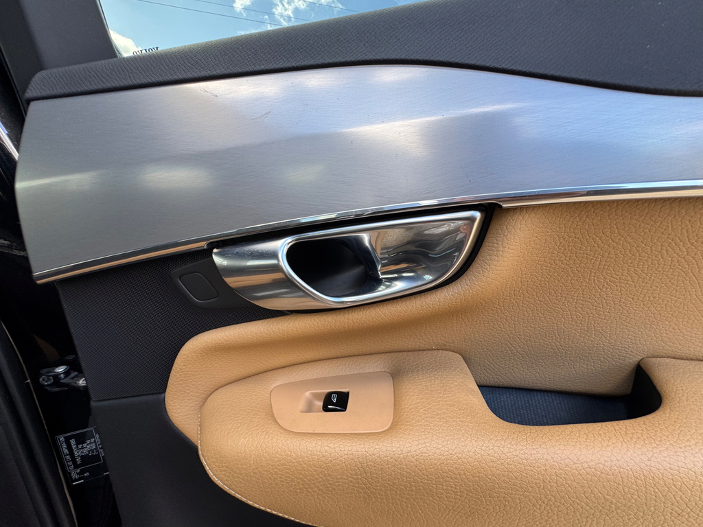 Volvo XC90 R-design Pro Blue #38
