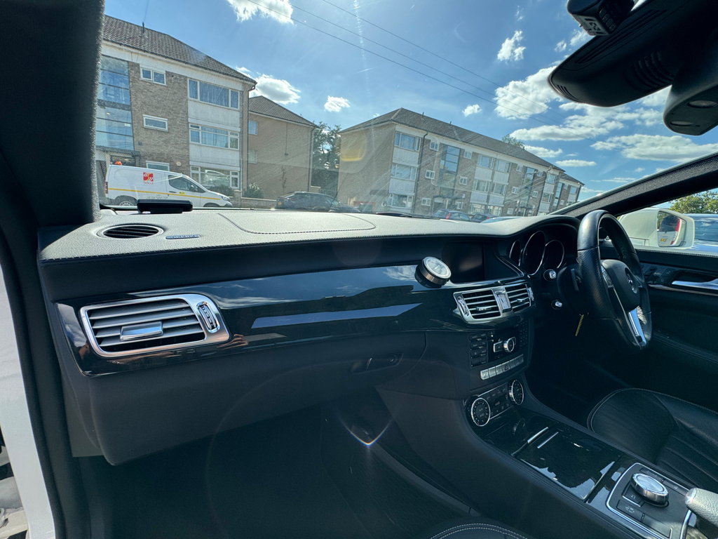 Mercedes-Benz CLS  White #18