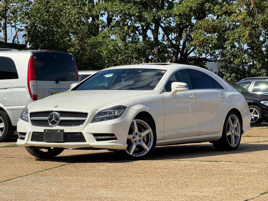 Mercedes-Benz CLS Cls550 Blue Efficiency Amg Line 3.5L White #3