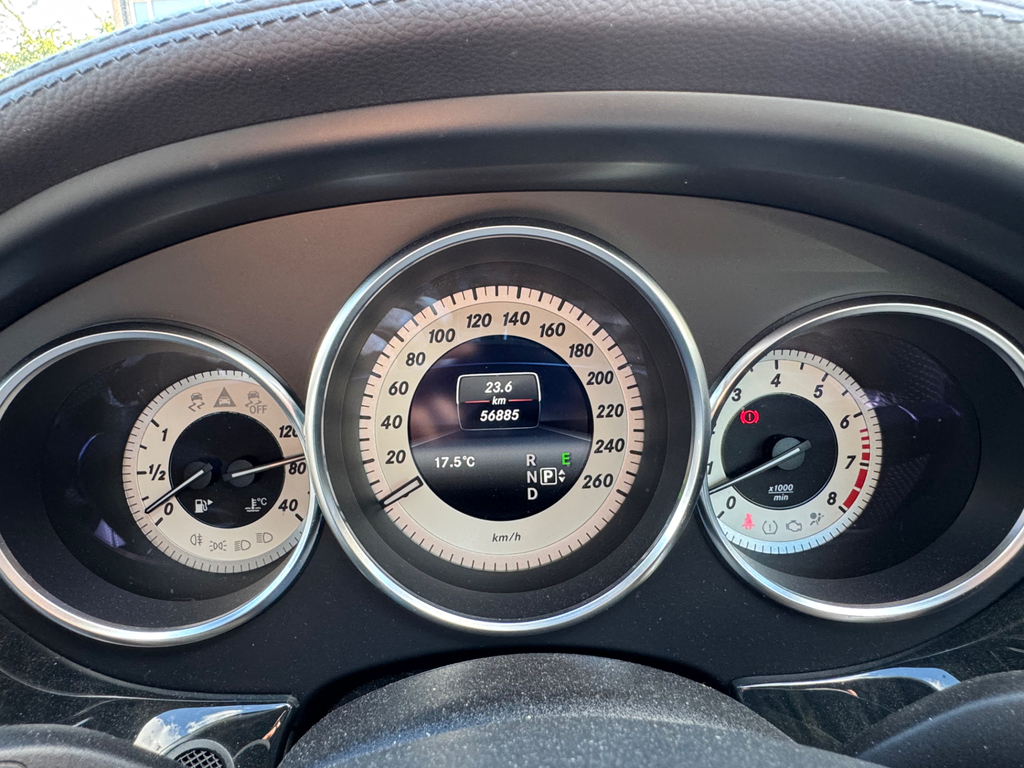 Mercedes-Benz CLS  White #53
