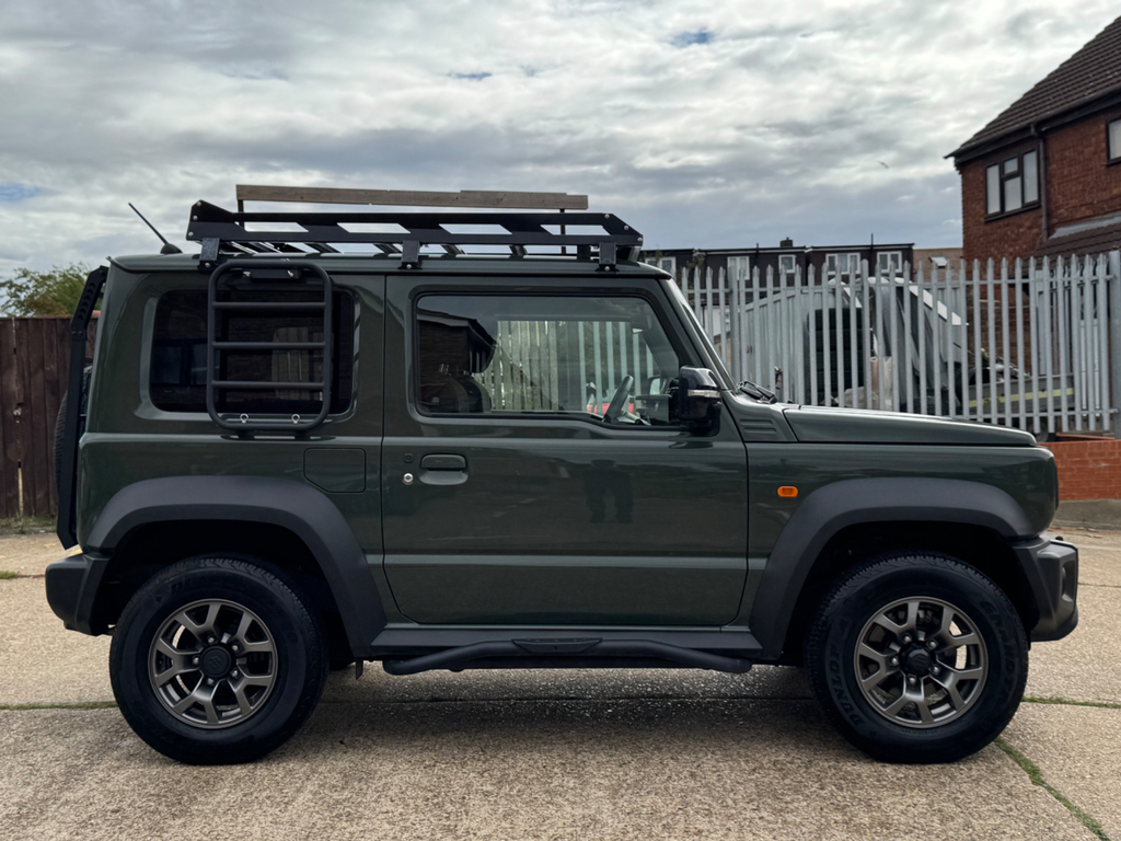 Suzuki Jimny Commercial #7