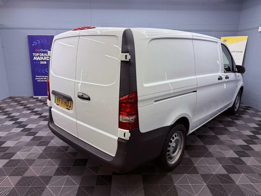 Mercedes-Benz eVito Evito 66 Progressive White #30
