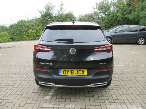 Vauxhall Grandland X 1.2 Turbo Tech Black #4