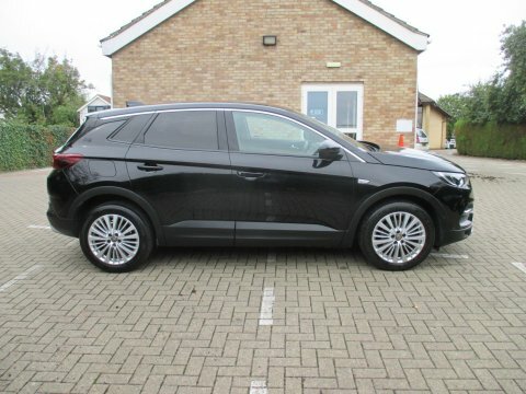 Vauxhall Grandland X 1.2 Turbo Tech Black #6