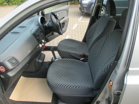 Nissan Micra 1.2 16V E Silver #25