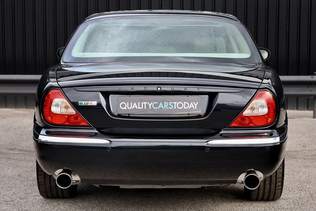 Jaguar XJR Xjr Portfolio Black #5
