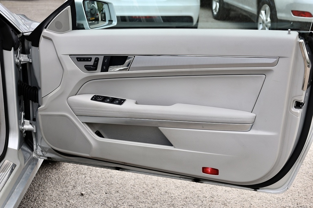 Mercedes-Benz E Class E250 Cdi Blueefficiency Sport Tip Red Roo White #21