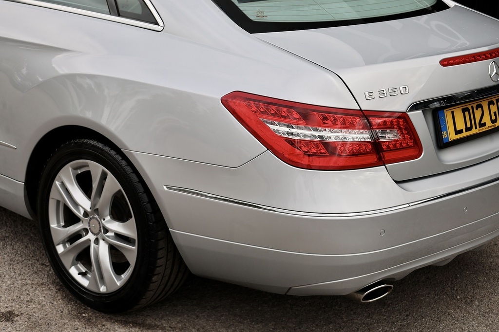 Mercedes-Benz E Class E250 Cdi Blueefficiency Sport Tip Red Roo White #37
