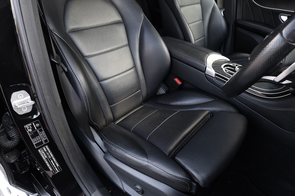 Mercedes-Benz GLC Class Suv Black #32