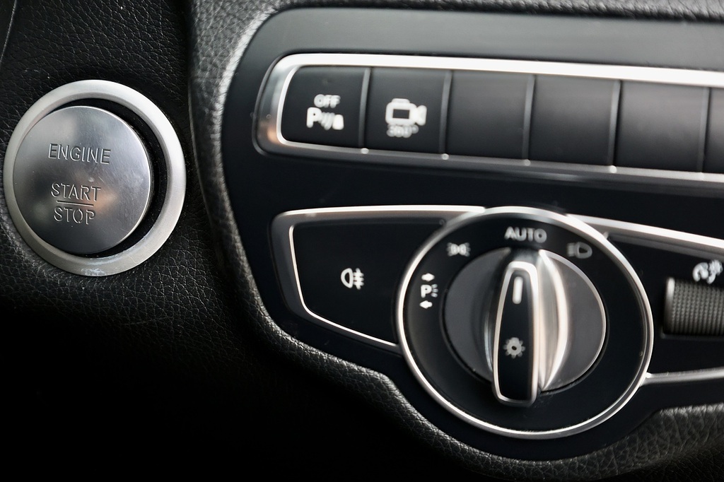 Mercedes-Benz GLC Class Suv Black #20