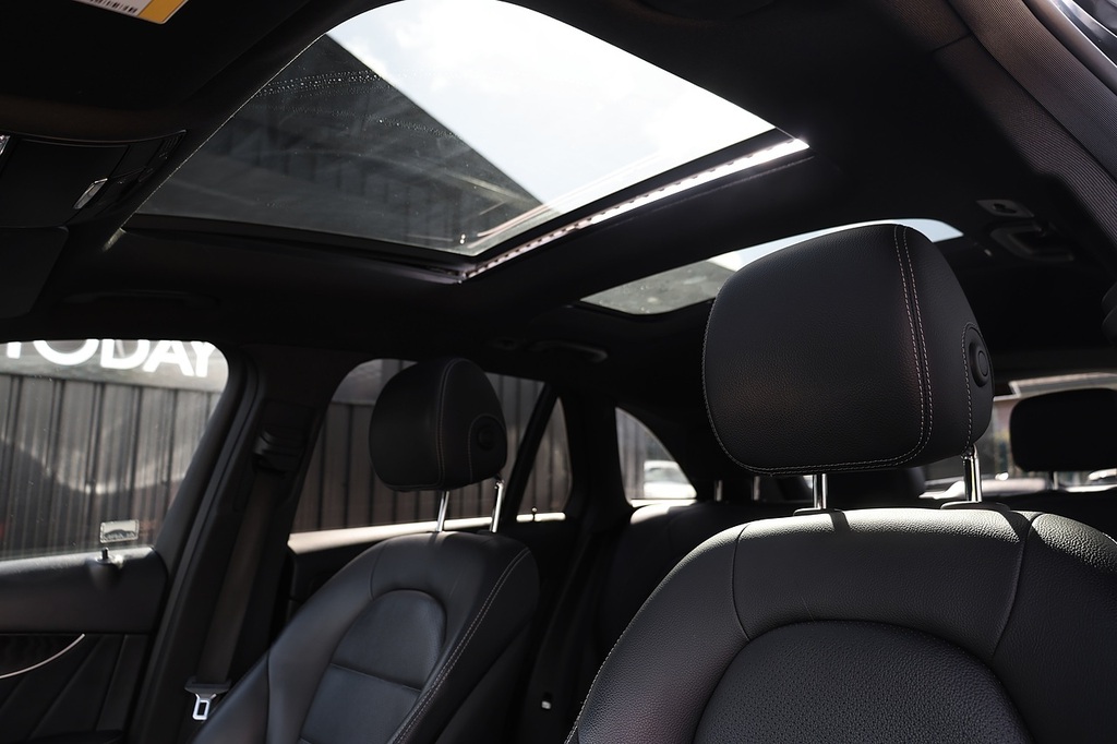 Mercedes-Benz GLC Class Suv Black #34