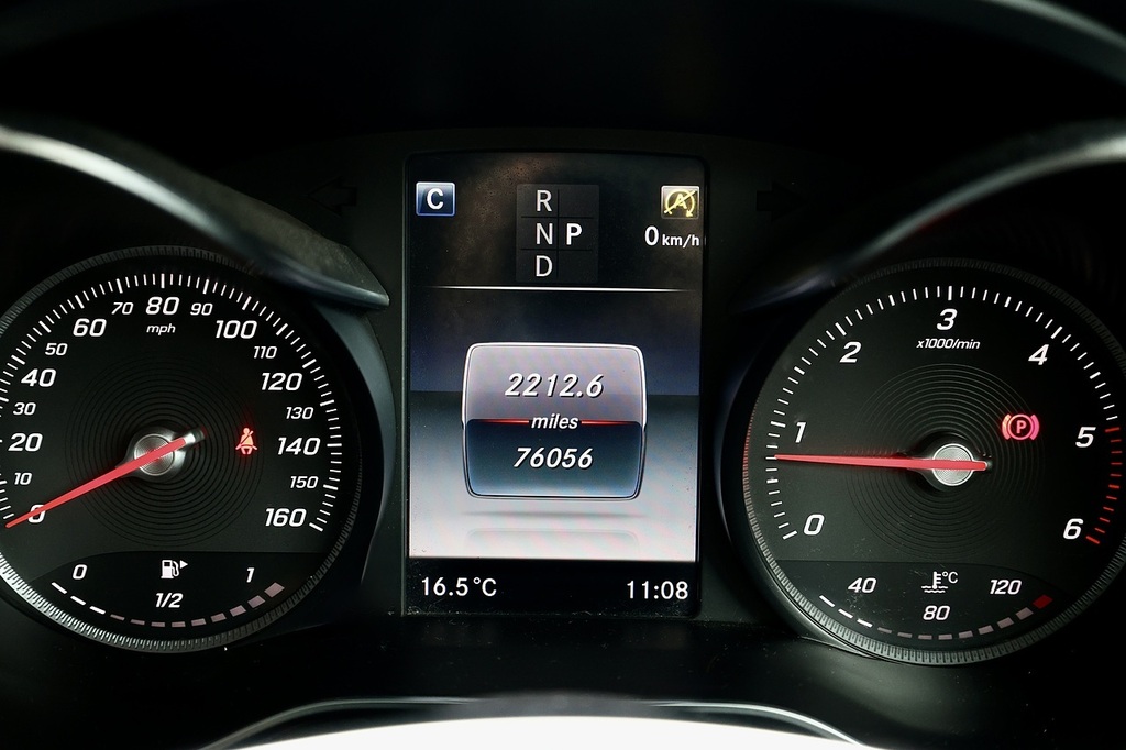 Mercedes-Benz GLC Class Suv Black #16