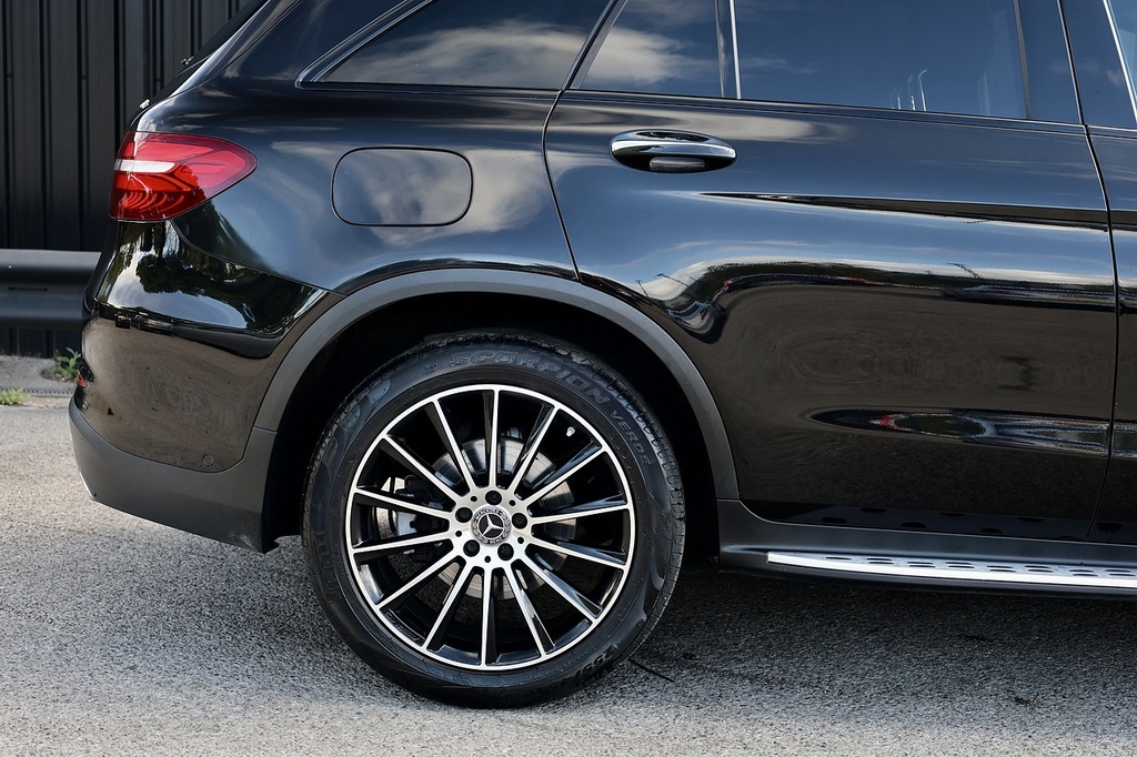 Mercedes-Benz GLC Class Suv Black #25