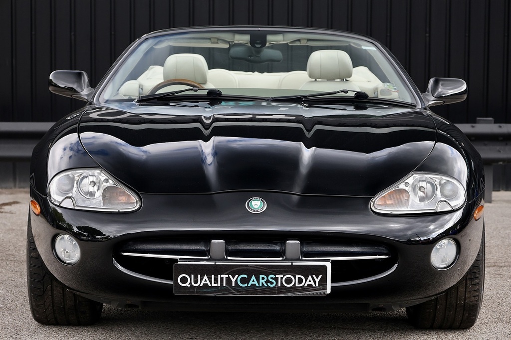 Jaguar XK8 Xk8 Convertible Black #3
