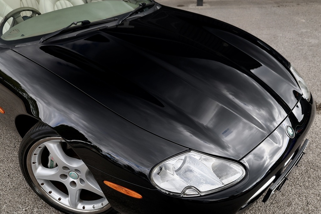 Jaguar XK8 Convertible Silver #11
