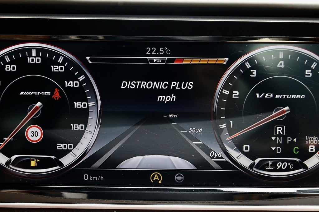 Mercedes-Benz S Class Saloon Black #30
