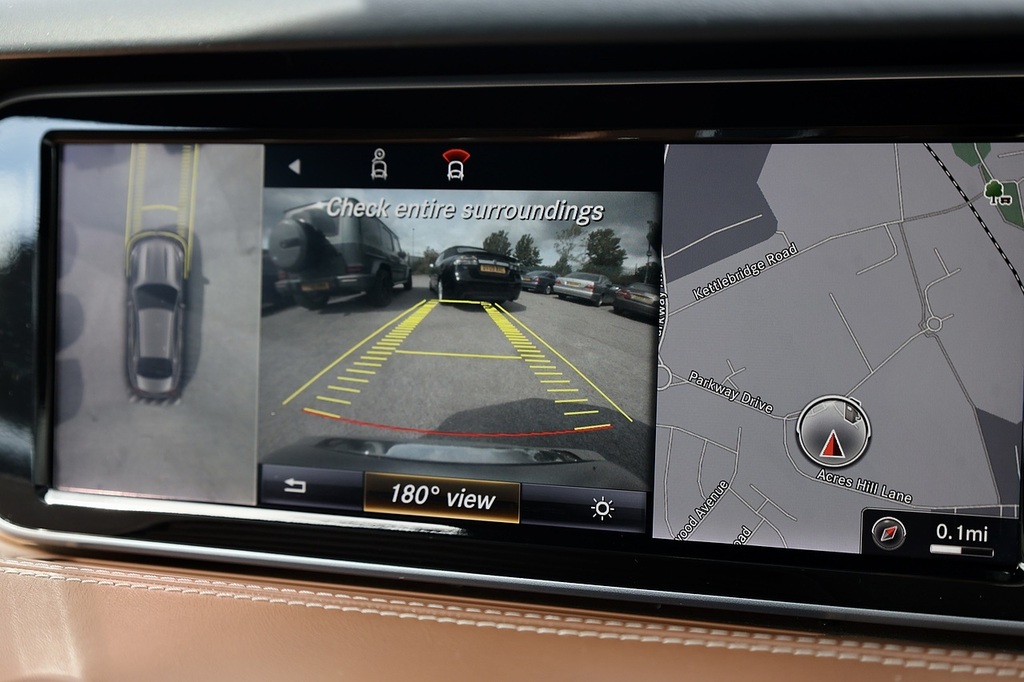 Mercedes-Benz S Class Saloon Black #29