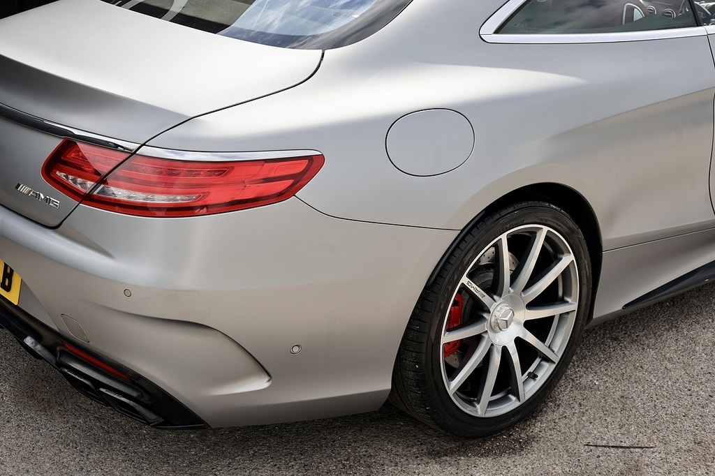Mercedes-Benz S Class Saloon Black #20