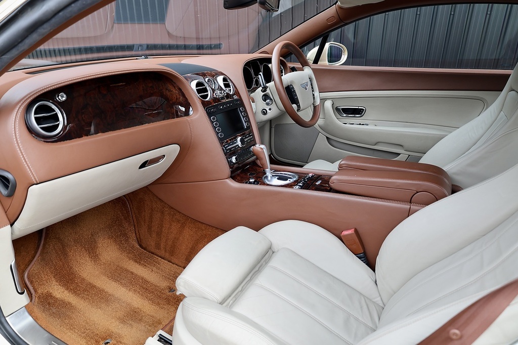 Bentley Continental Gt 6.0 Gt Coupe 410 Gkm, 552 B Silver #2