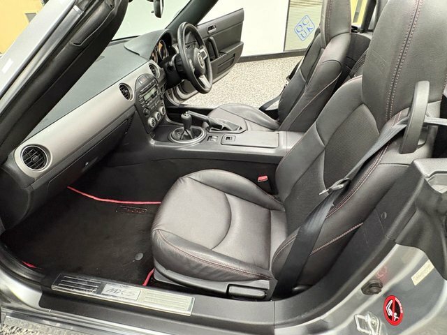 Mazda MX-5 Mx-5 Roadster Sport Black Red #27