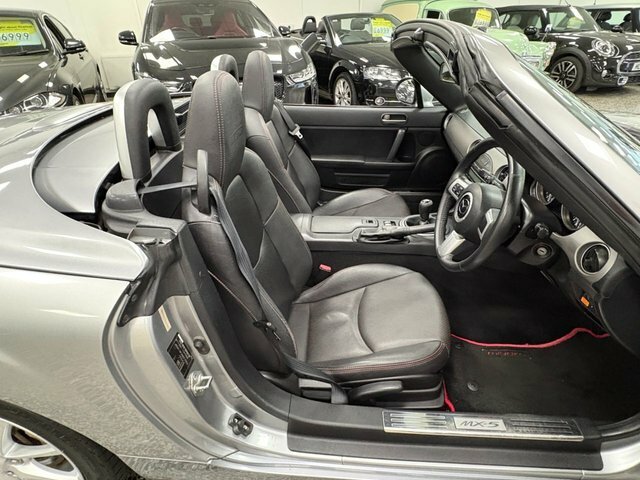 Mazda MX-5 Mx-5 Roadster Sport Black Red #20
