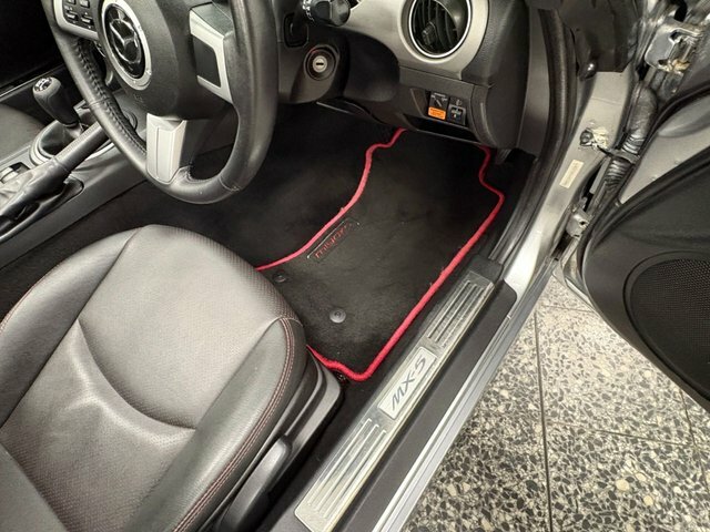 Mazda MX-5 Mx-5 Roadster Sport Black Red #25
