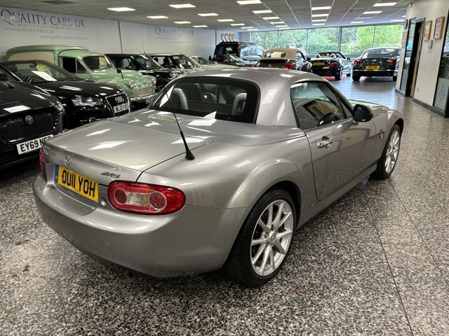 Mazda MX-5 Mx-5 Roadster Sport Black Red #41