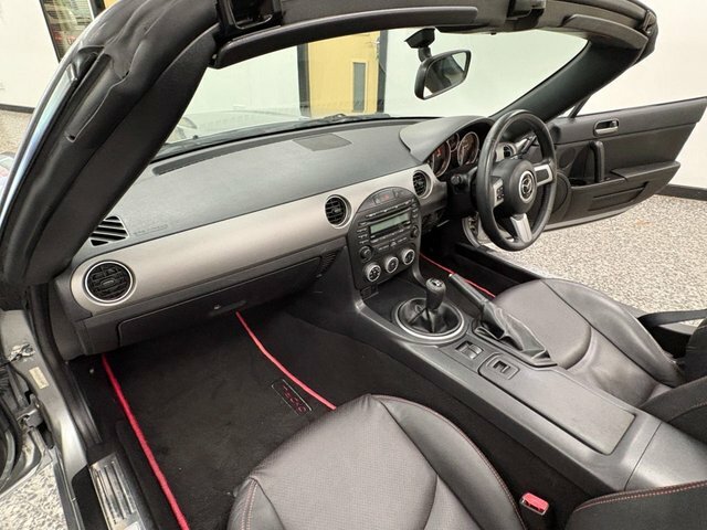 Mazda MX-5 Mx-5 Roadster Sport Black Red #30