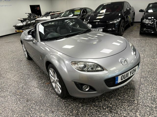 Mazda MX-5 Mx-5 Roadster Sport Black Red #9