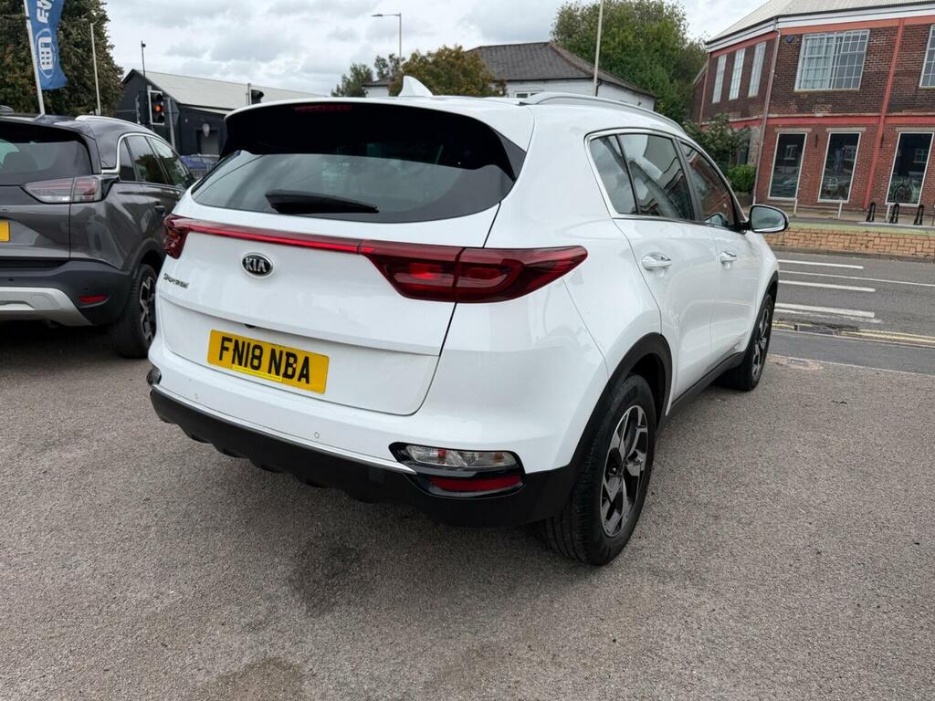 Kia Sportage 1.6 Gdi 2 Euro 6 Ss White #4