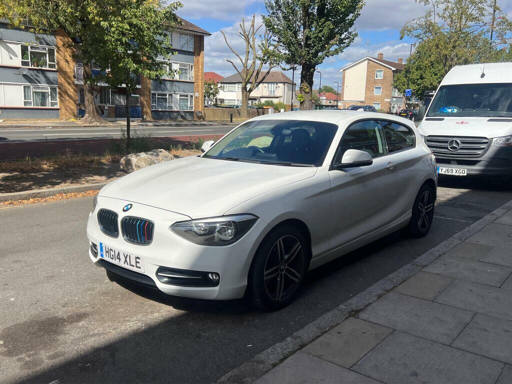BMW 1 Series Hatchback Grey #1