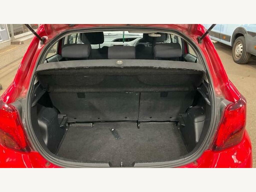 Toyota Yaris Red #9
