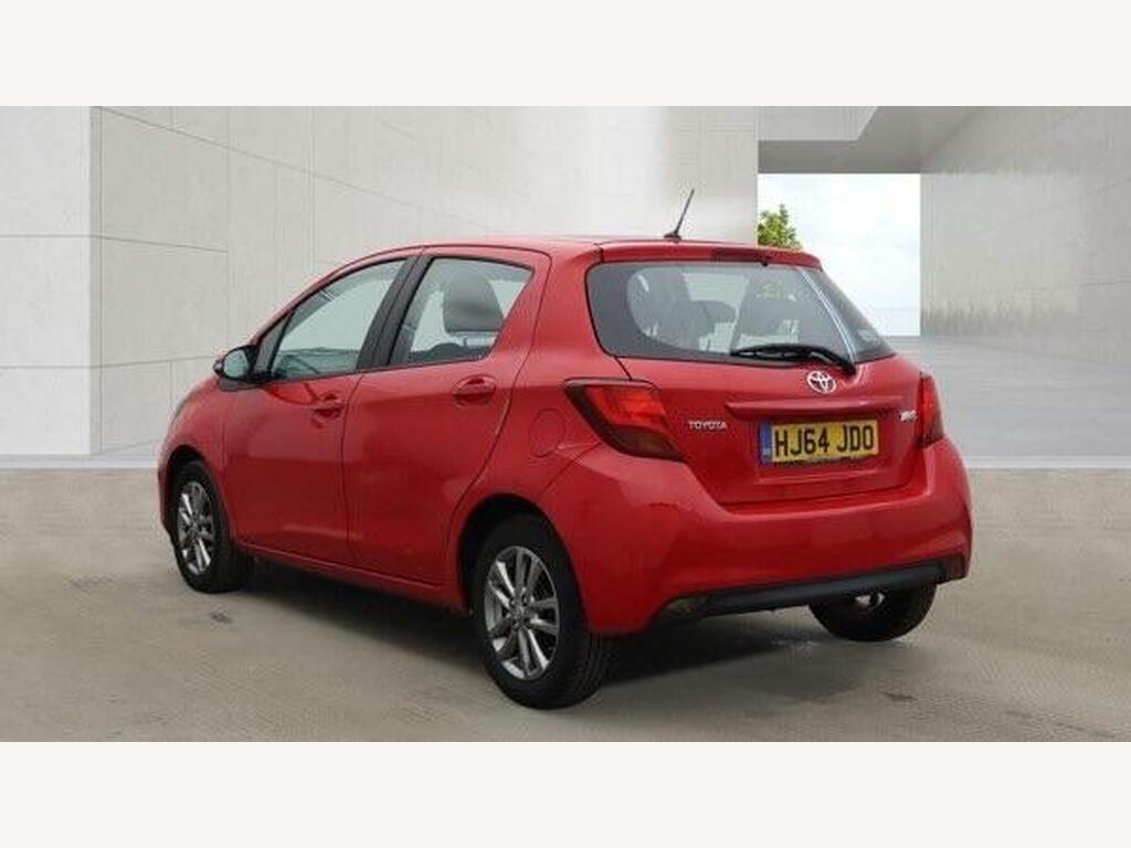 Toyota Yaris 1.33 Dual Vvt-i Icon Multidrive S Euro 5 Red #3