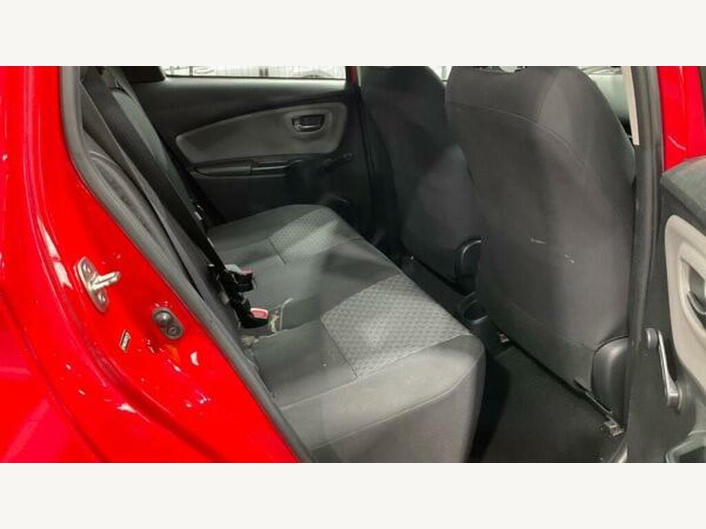 Toyota Yaris Red #10