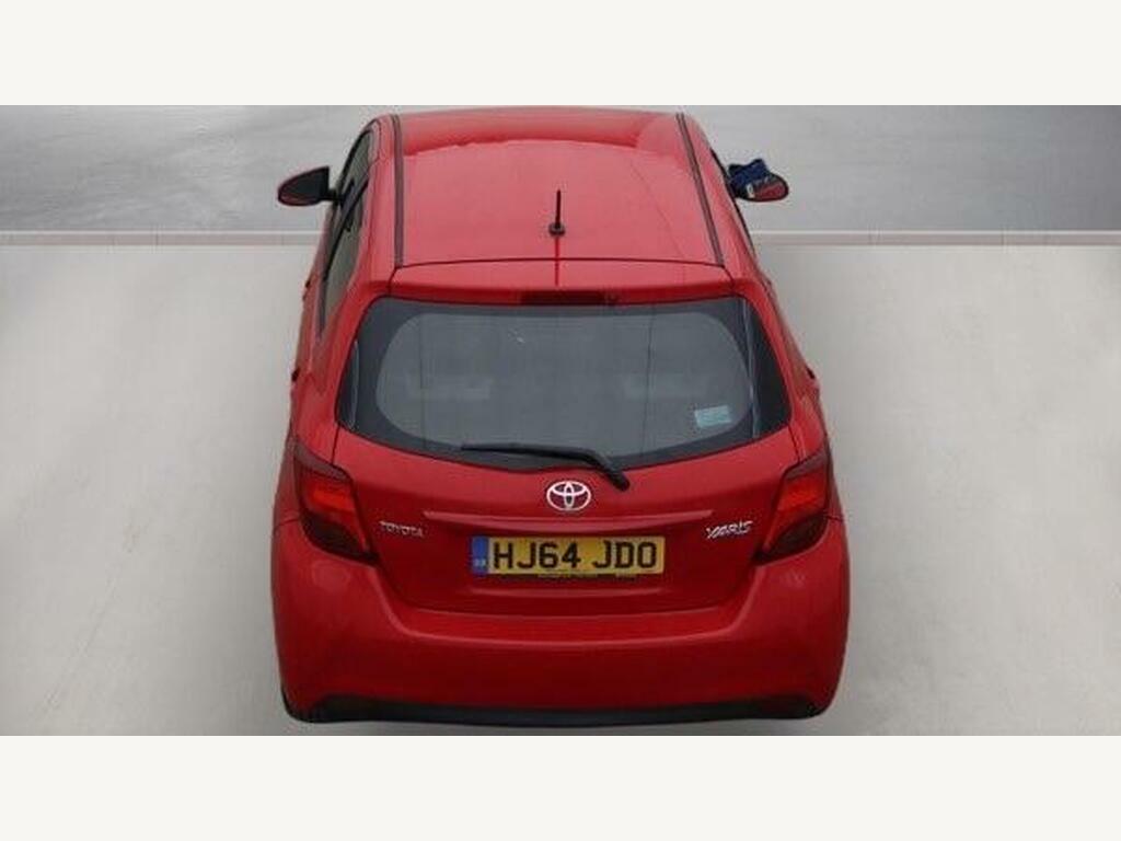 Toyota Yaris Red #8