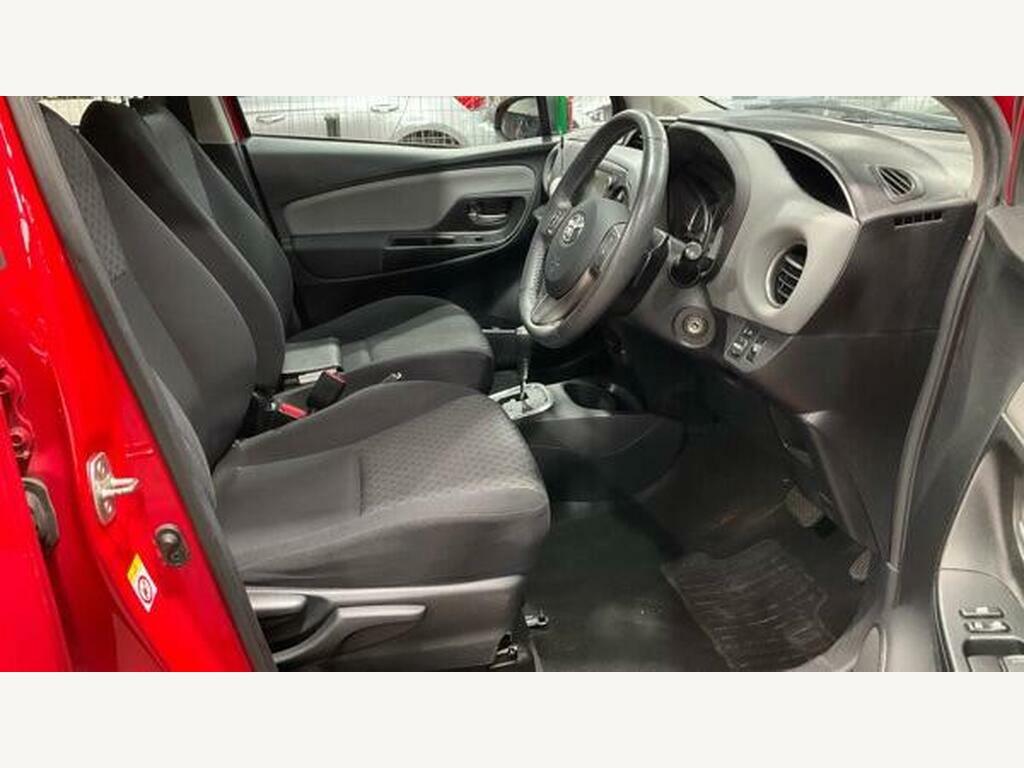 Toyota Yaris Red #11