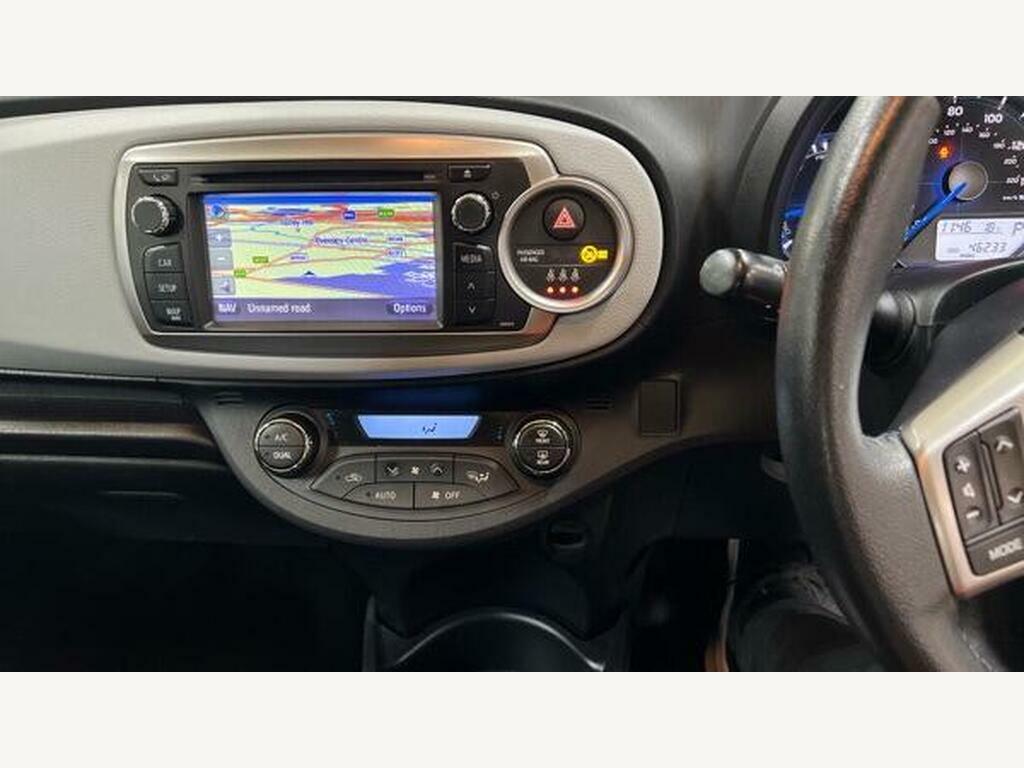Toyota Yaris Excel White #12