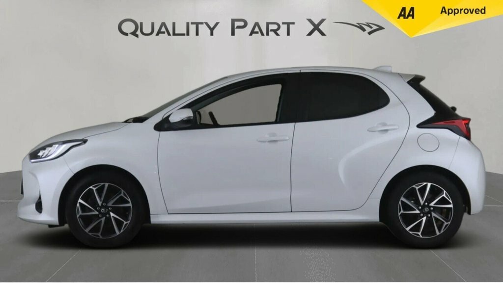 Toyota Yaris Hatchback MJ23ZFF White #4