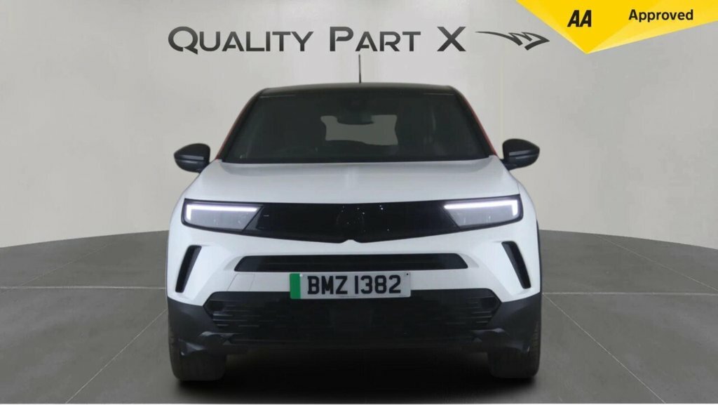 Vauxhall Mokka-e Suv BMZ1382 White #2