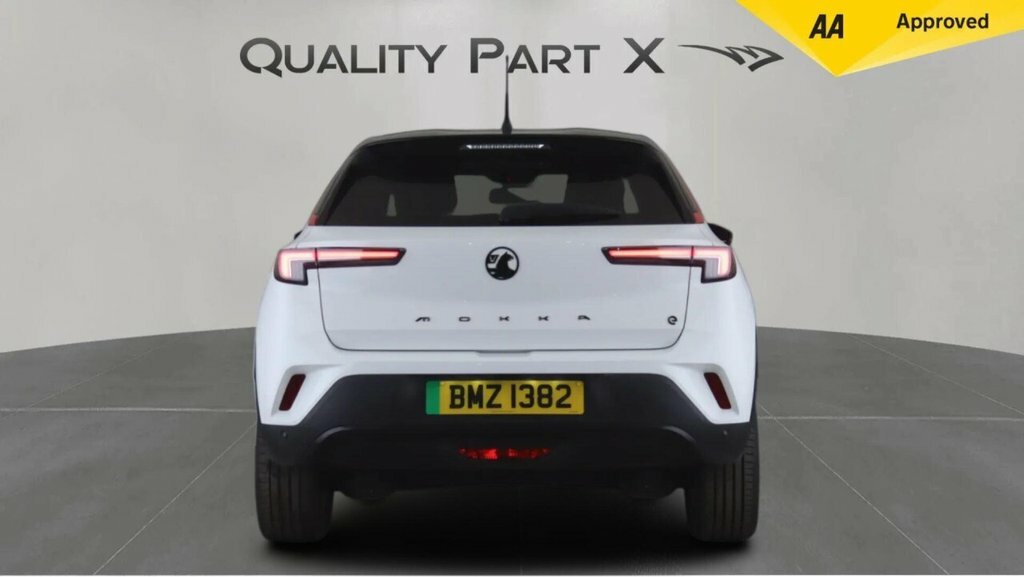 Vauxhall Mokka-e Suv BMZ1382 White #5
