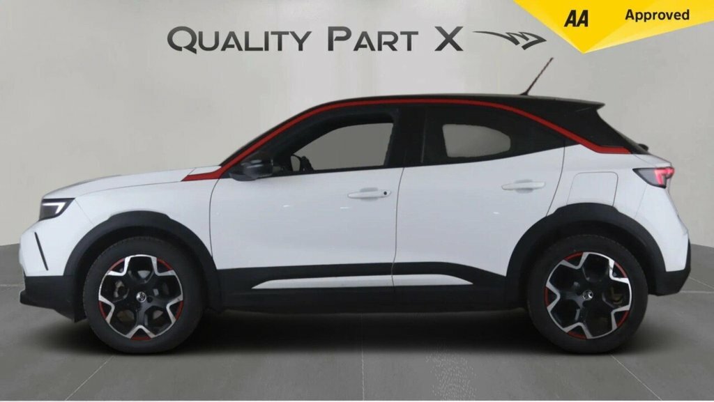 Vauxhall Mokka-e Suv BMZ1382 White #4