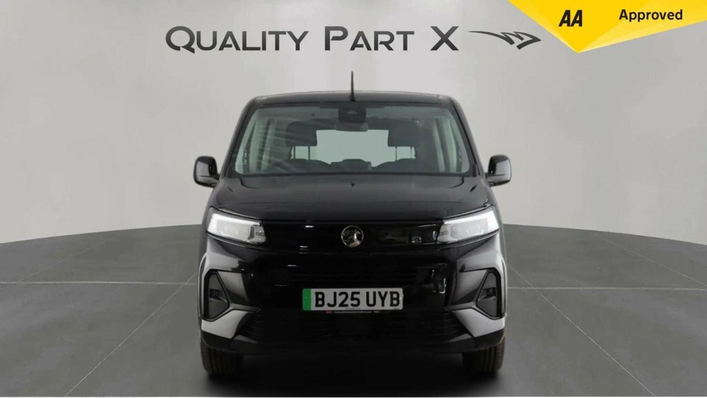 Vauxhall Combo-e Life Mpv Black #3