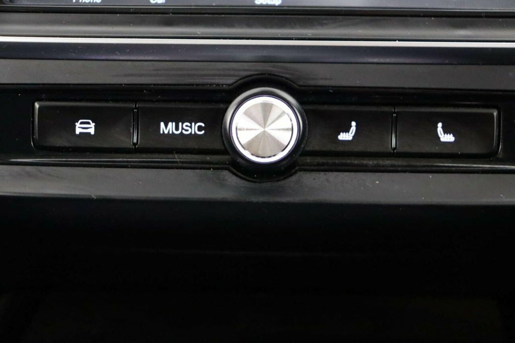 MG MG5 61.1Kwh Exclusive Silver #27