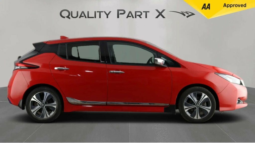 Nissan Leaf Leaf Tekna Red #5