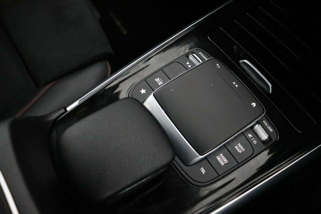 Mercedes-Benz GLB Class Amg Line Blue #17