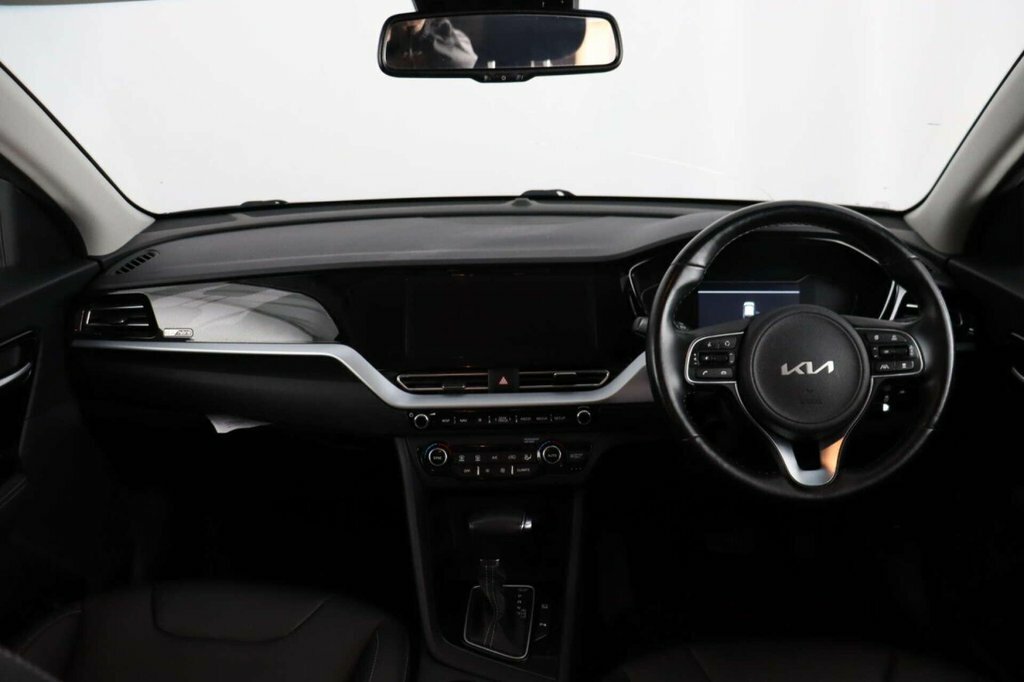 Kia Niro Suv Black #2