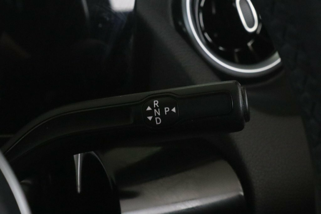 Mercedes-Benz GLA Class Amg Line Edition Black #22